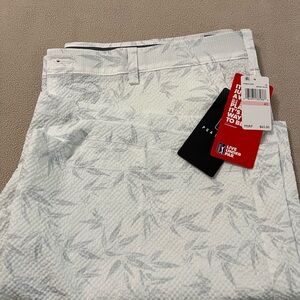 PGA Tour White Patterned Men's Shorts